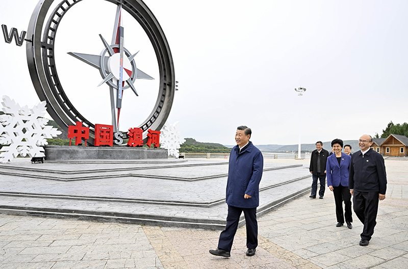 9月6日至8日，中共中央總書記、國家主席、中央軍委主席習(xí)近平在黑龍江考察。這是6日下午，習(xí)近平在大興安嶺地區(qū)漠河市北極村考察。